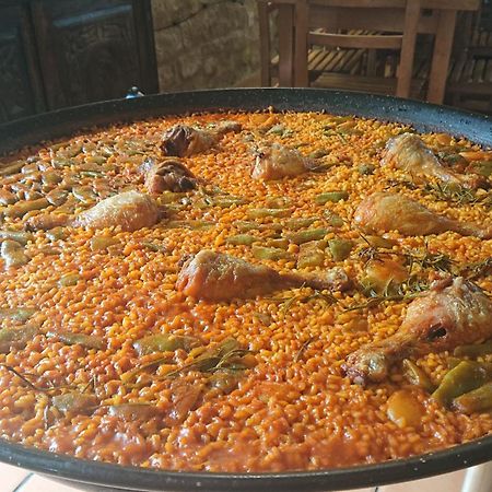 Albergue Sansol - El Oasis Del Camino Frances - Exclusivo Para Peregrinos المظهر الخارجي الصورة